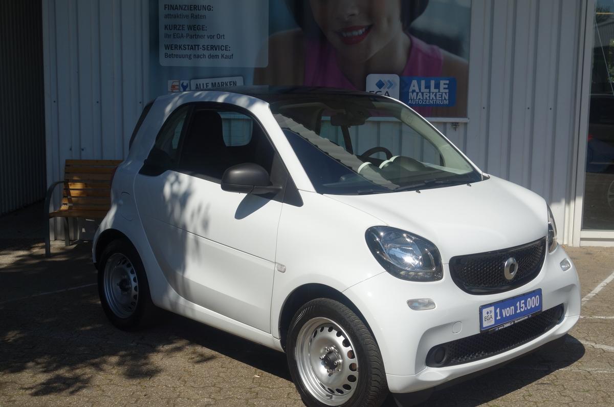 Smart ForTwo 52 KW twinamic*COOL&MEDIA*PANO*NAVI*SHZ*TEMPO*BTH*S&S
