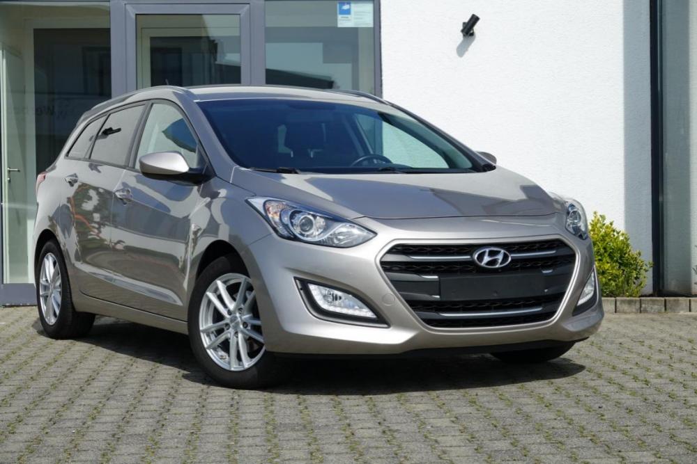 Hyundai i30 CW 1.6 88kW Klima Alu PDC NSW